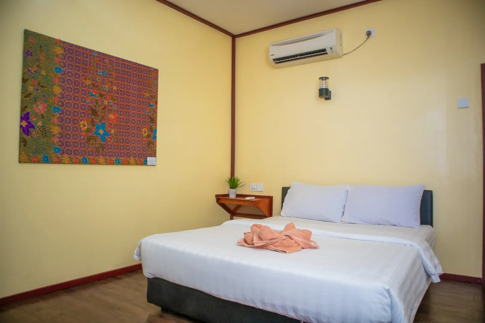 Cabin Room